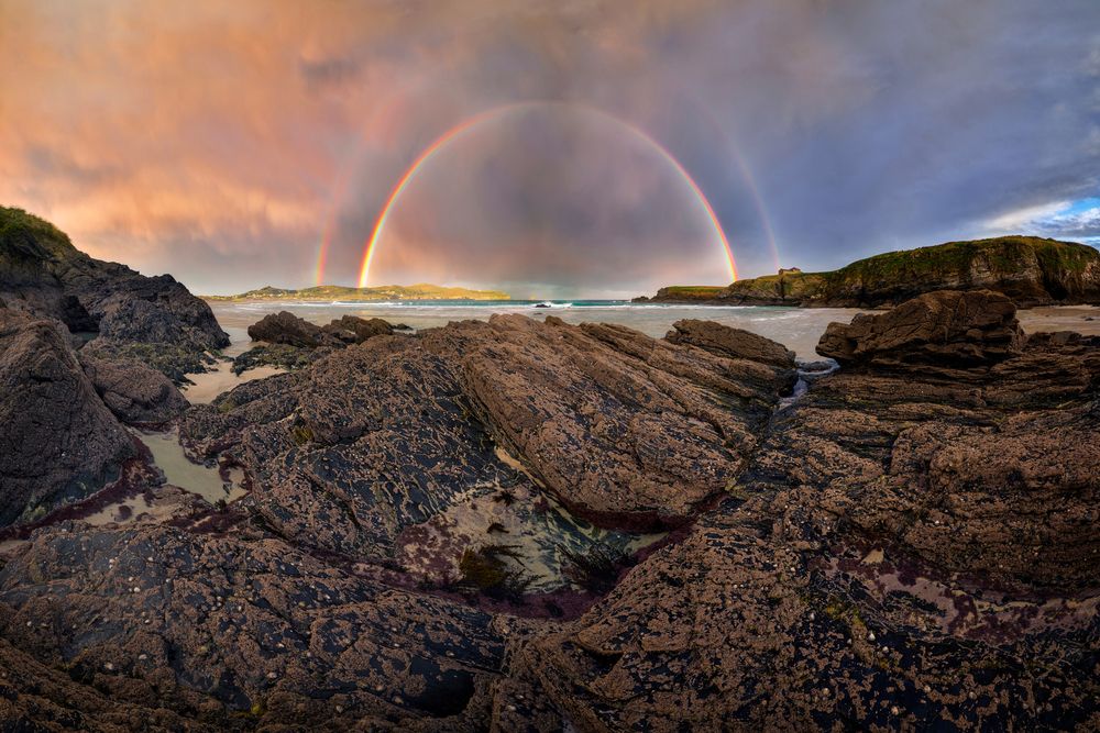 Twins Over the Sea