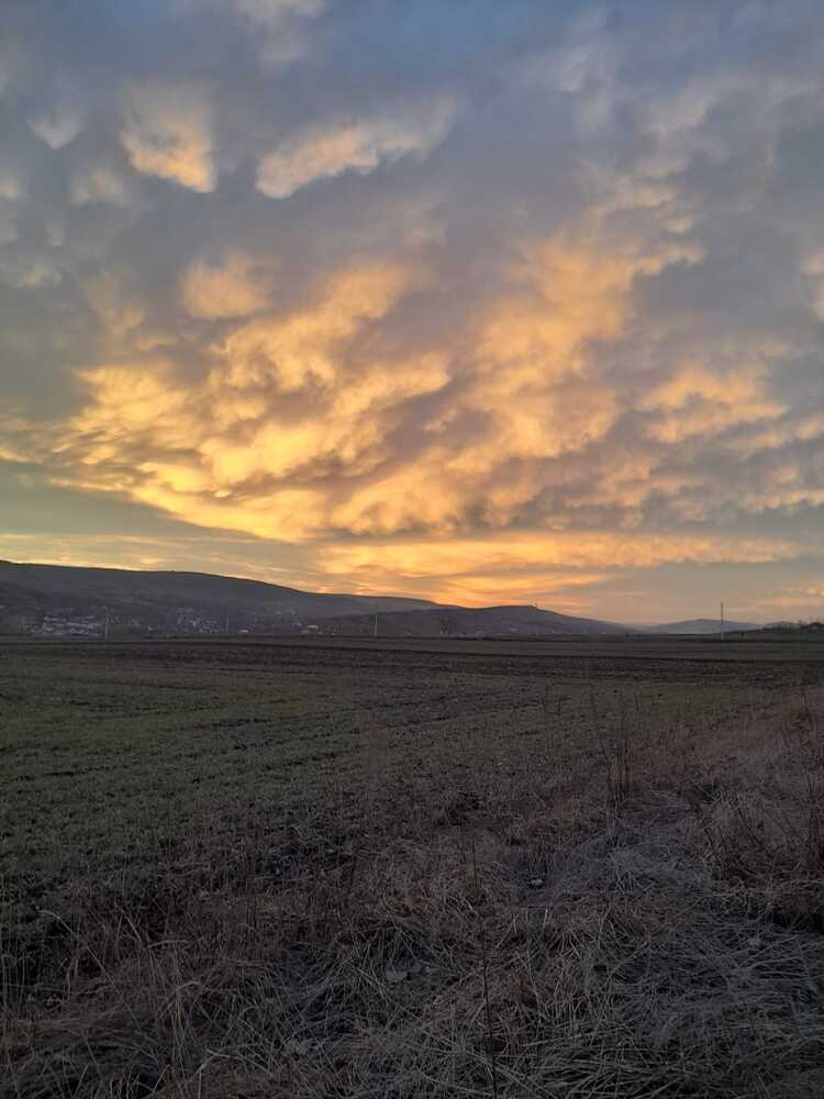 ...towards the WEST...
