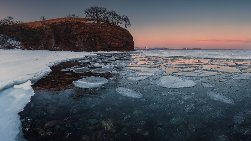 Вот ты какой... первый день весны.
