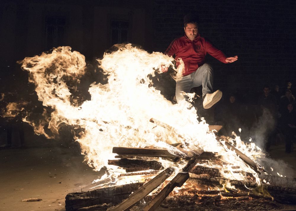 Костер Новруза