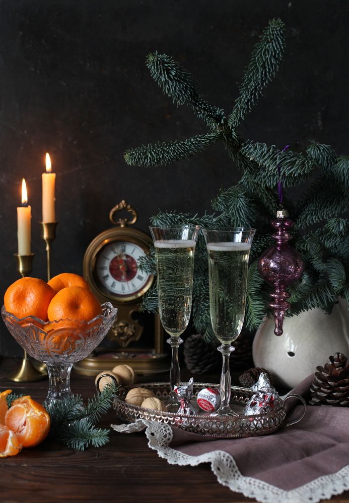 Когда часы двенадцать бьют