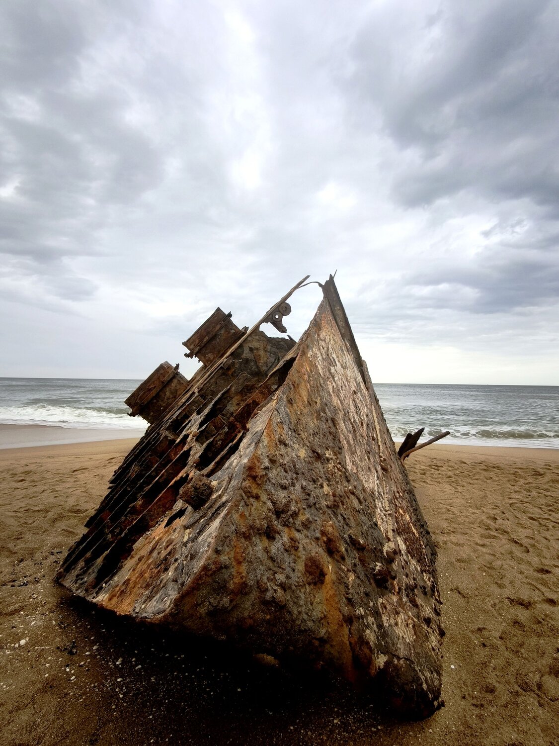 Cathay VIII: Shipwreck on La Pedrera Beach