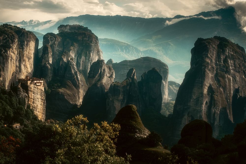 Photograph by Nikos Leonov