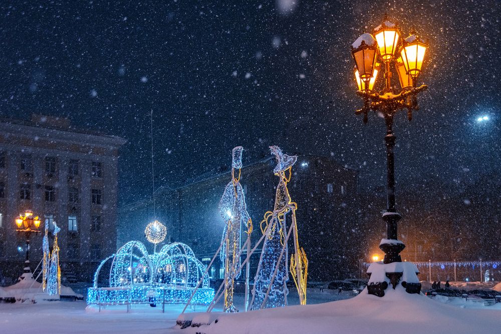 Снег в городе