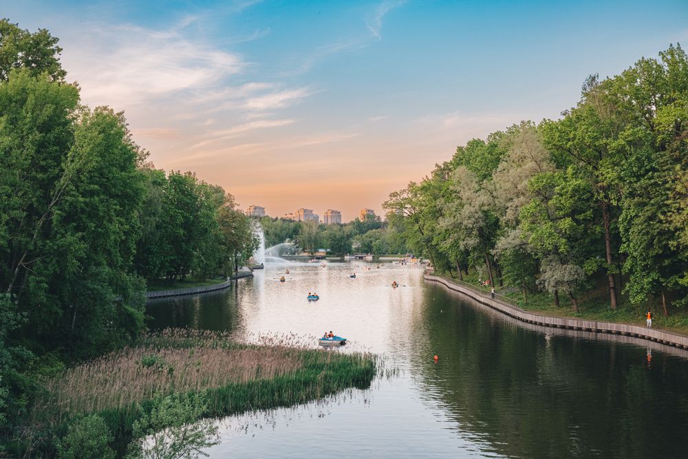 Photograph by Anton Kotlovskii