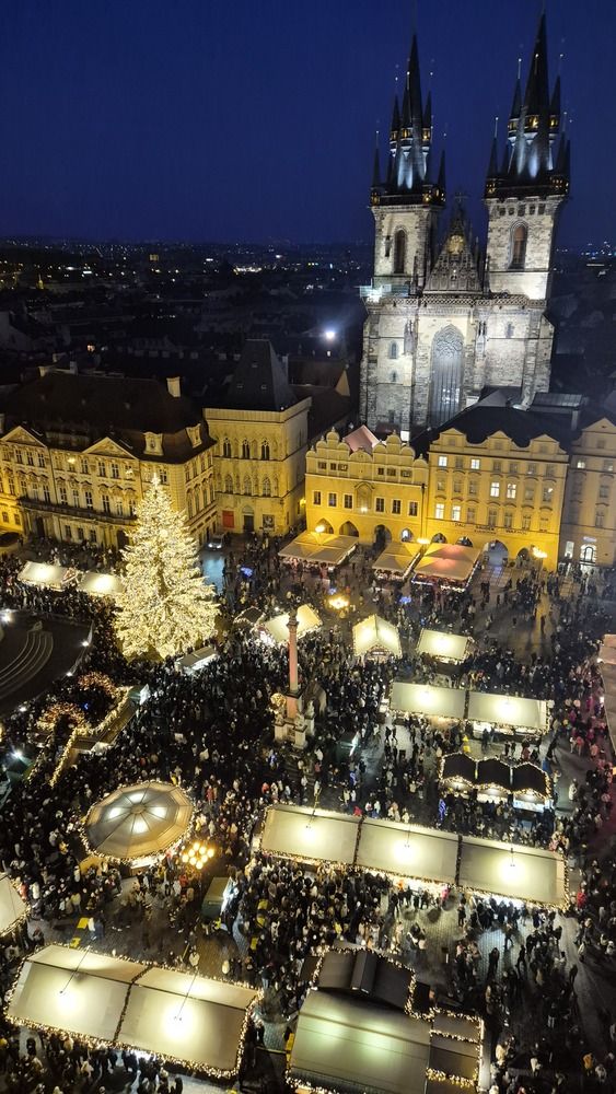 Mercado navideño de Praga desde la Torre del Antiguo Ayuntamiento