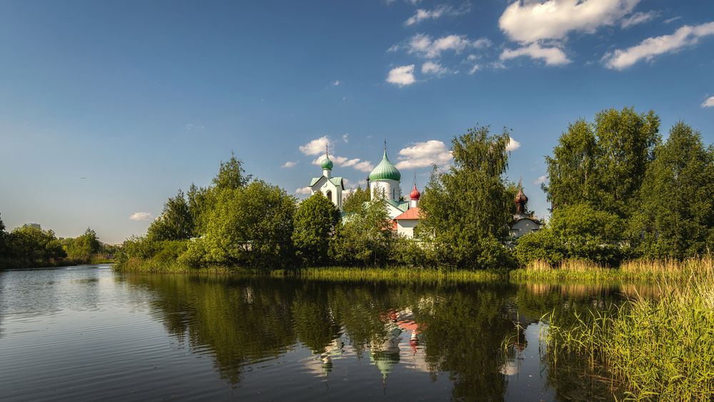 Photograph by Aleksandr Belov