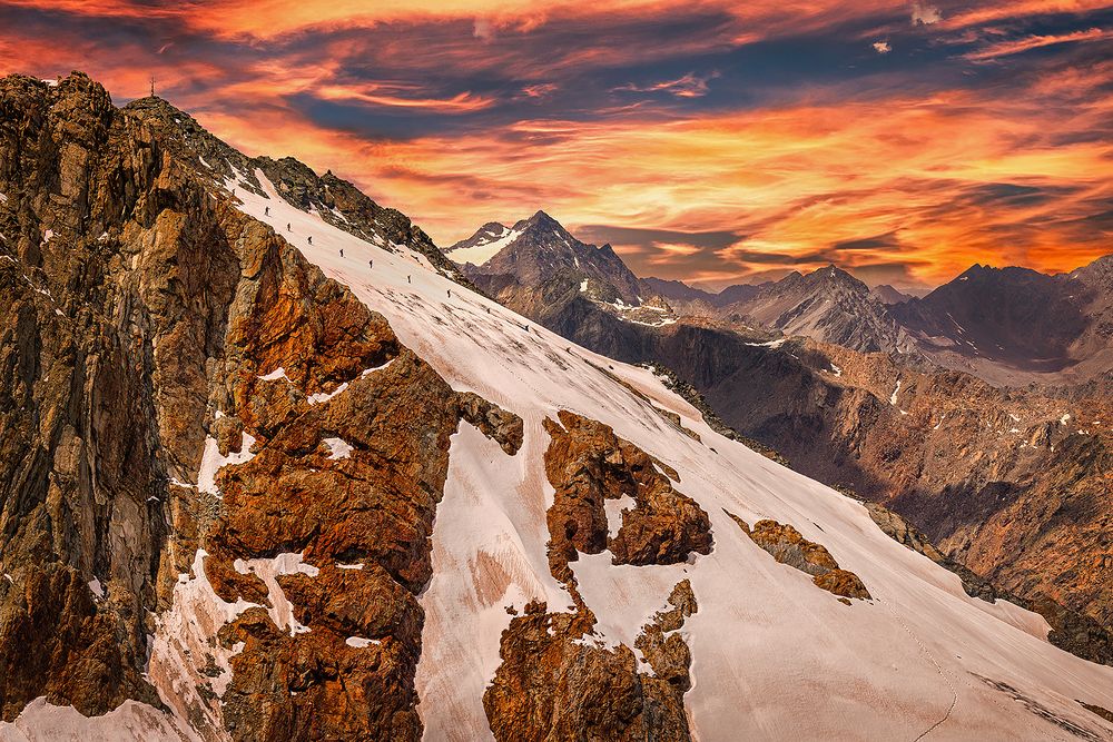 Фотография автора Андрей Гринев