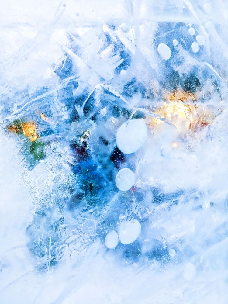 Элементы через лед