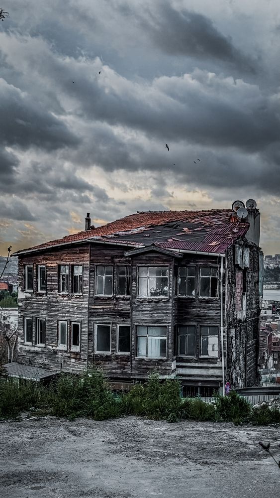 Фотография автора Андрей Груцинов