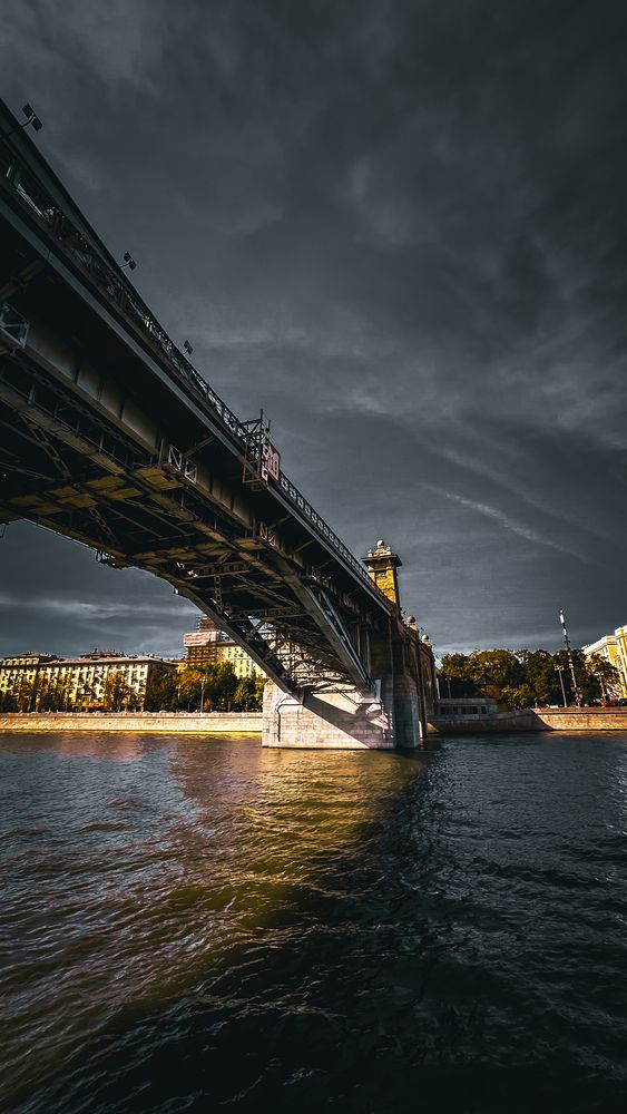 Фотография автора Андрей Груцинов