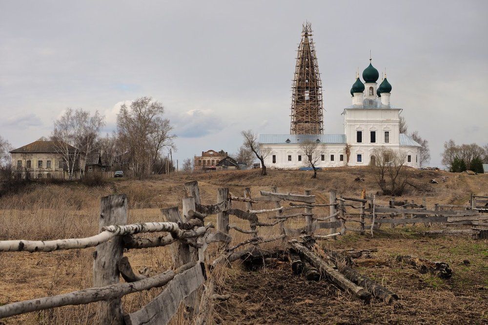 Сельская апрельская.