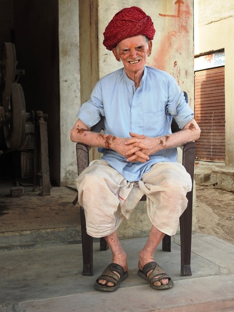 Старик-альбинос