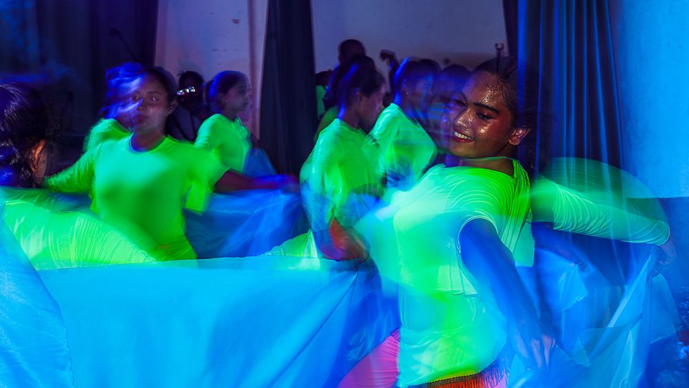 Fluroscent Flow