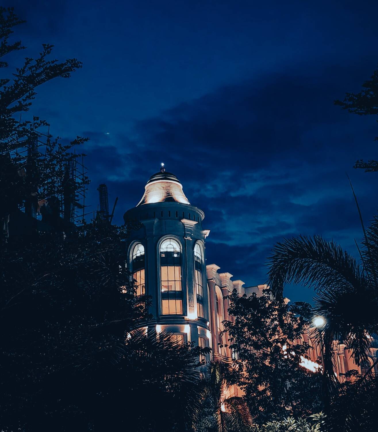 The architect at dusk