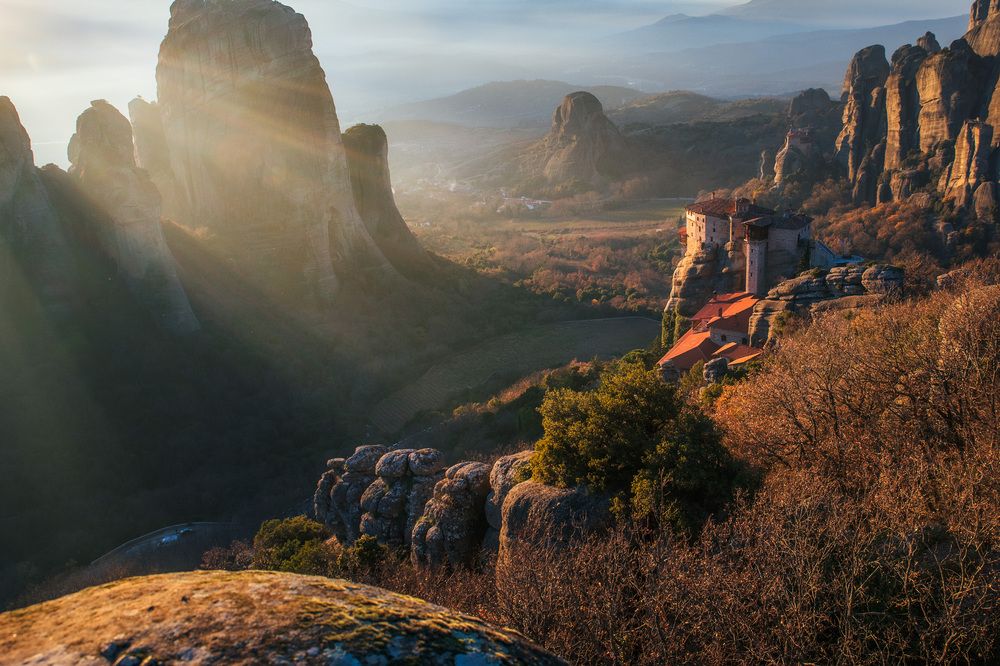 Photograph by Nikos Leonov