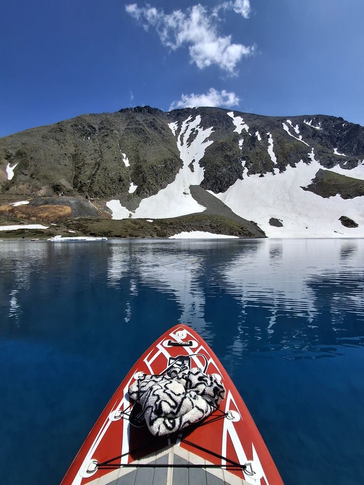 Mountain lake