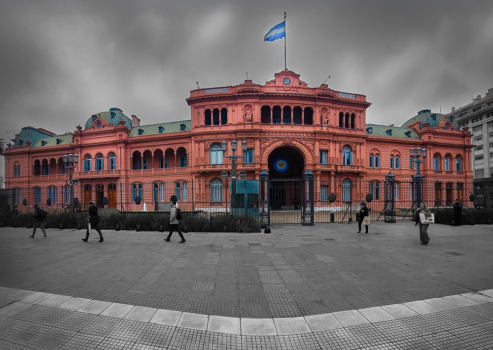 el poder vs el pueblo