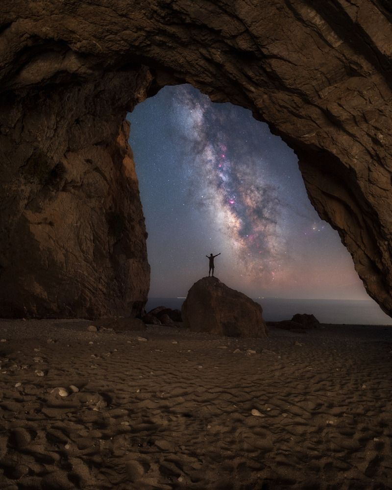 Photograph by Francesco Dimonte