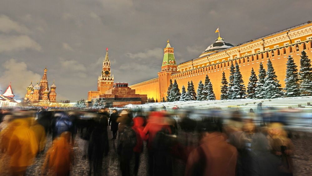 Шум и ритм площади