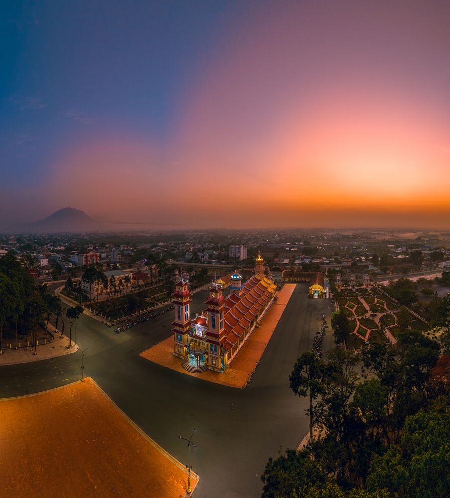 Photograph by May Nguyễn