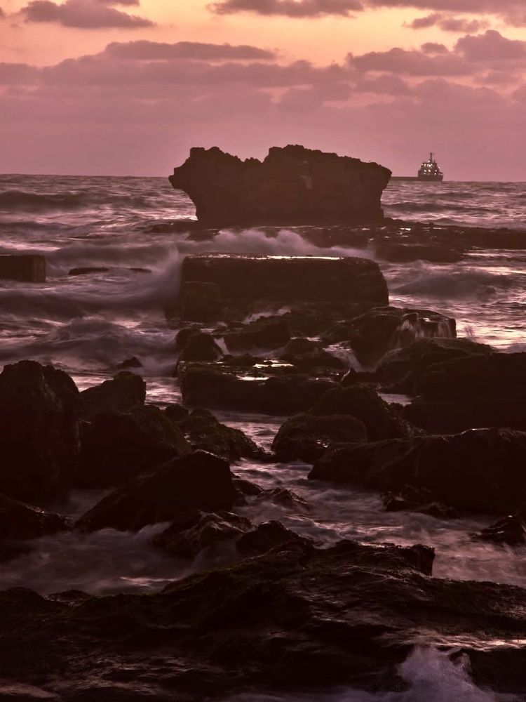 Where the Sea Never Rests