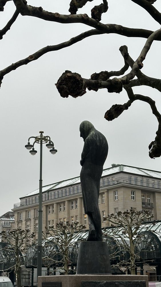 Photograph by Elena Pozdorovkina