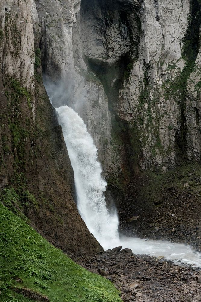Водопад Каракая-Су