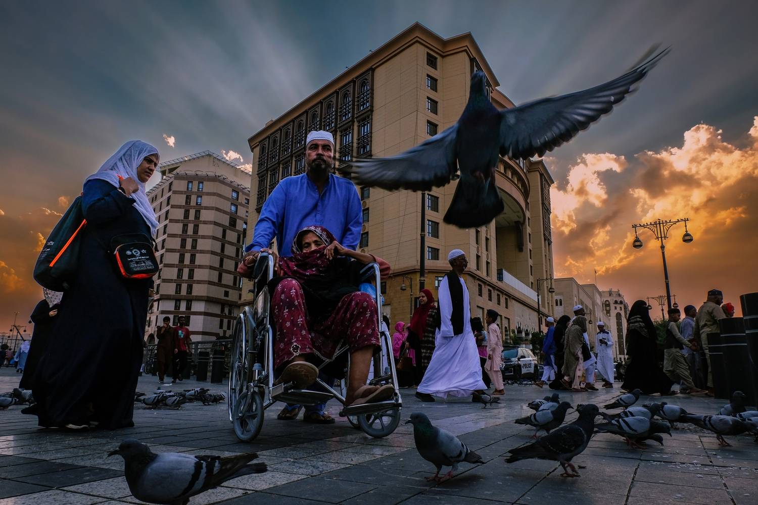 Carrying Love Through Everyday Life Carrying Love Through Everyday Life