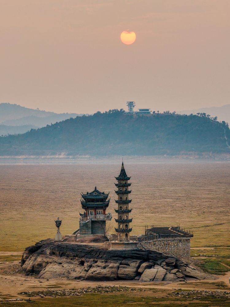Photograph by tianfeng yang