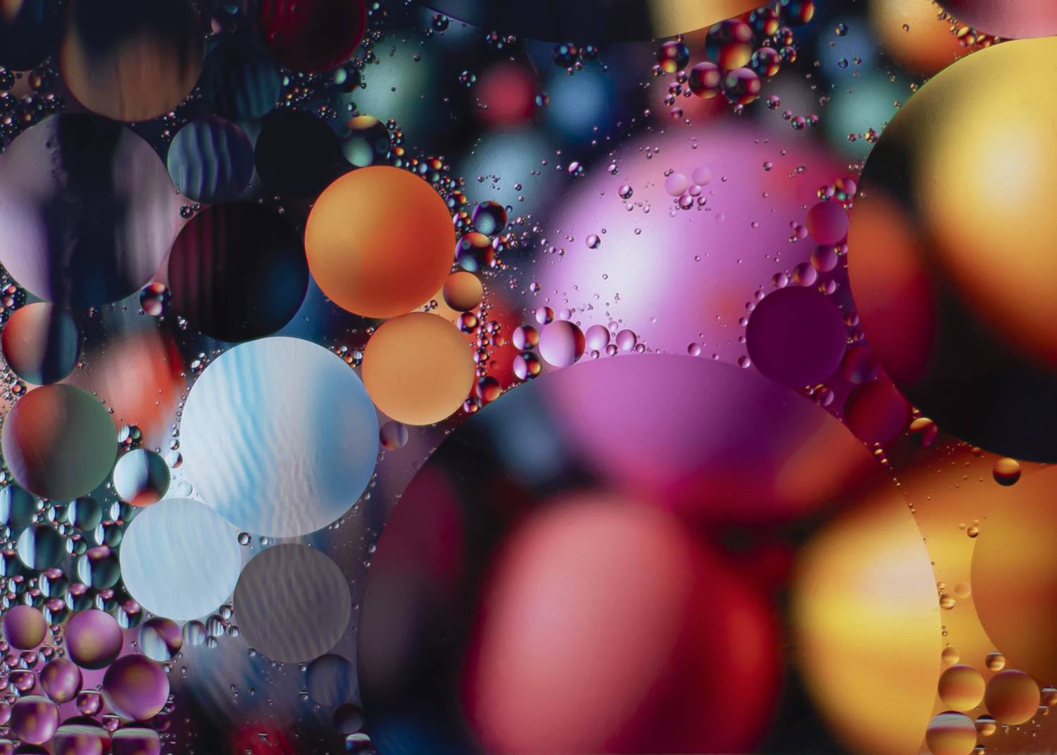 In the world of colored drops In the world of colored drops