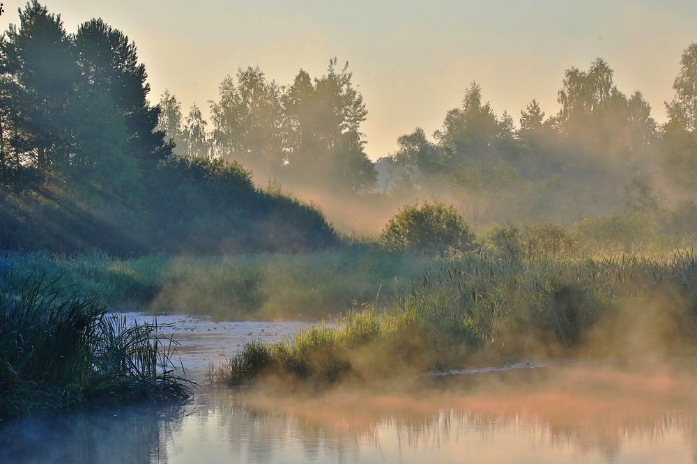 Рассвет на речке Случ.