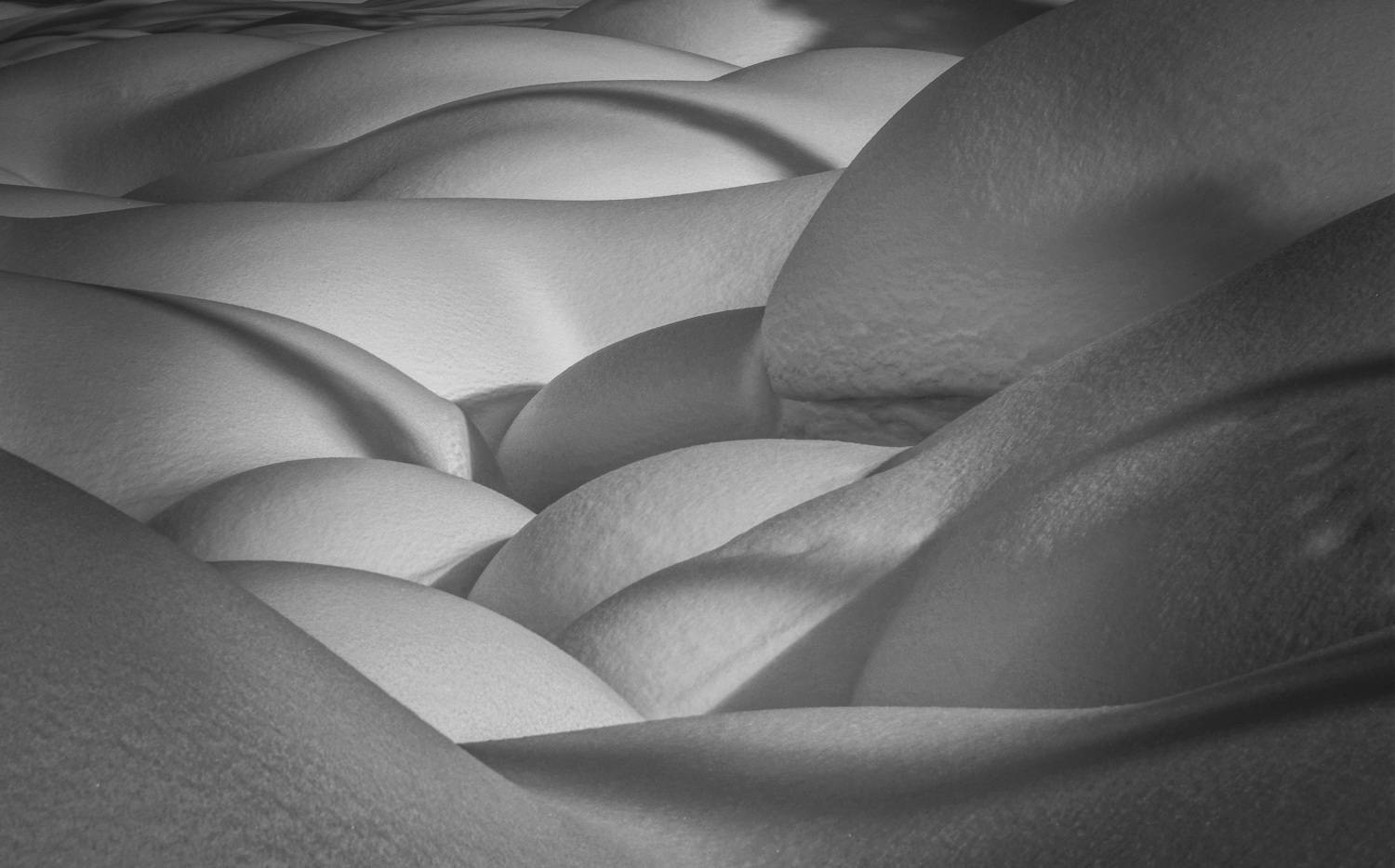 Сугробы волнами