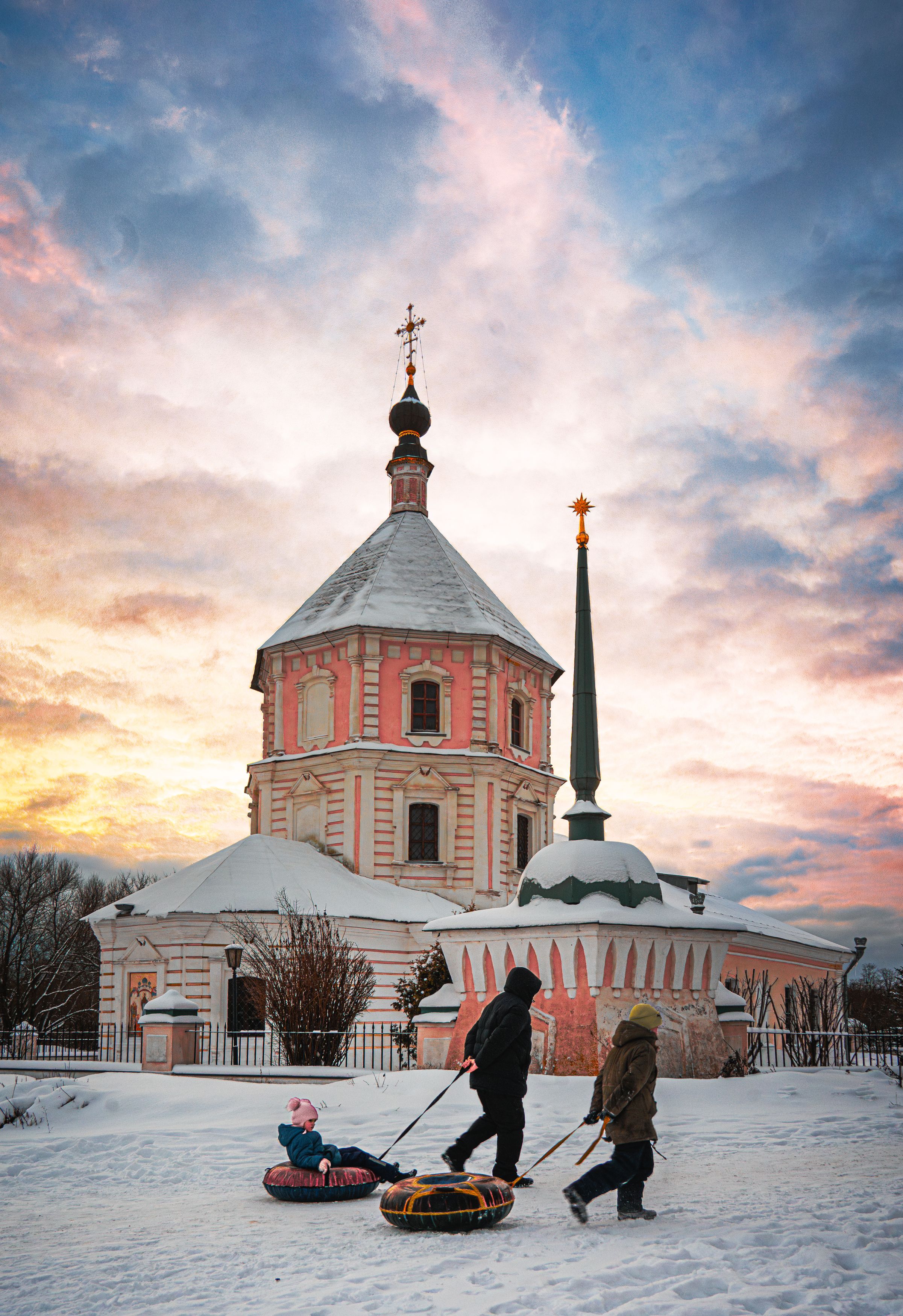 Photograph by Aleksandr Kolonsky