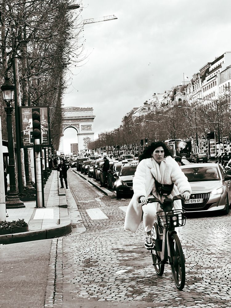 Photograph by Viyaleta Zmitrovich