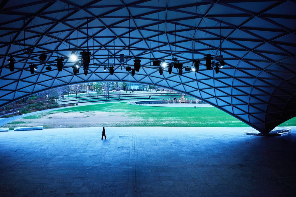 Photograph by Shoho Hiroshi