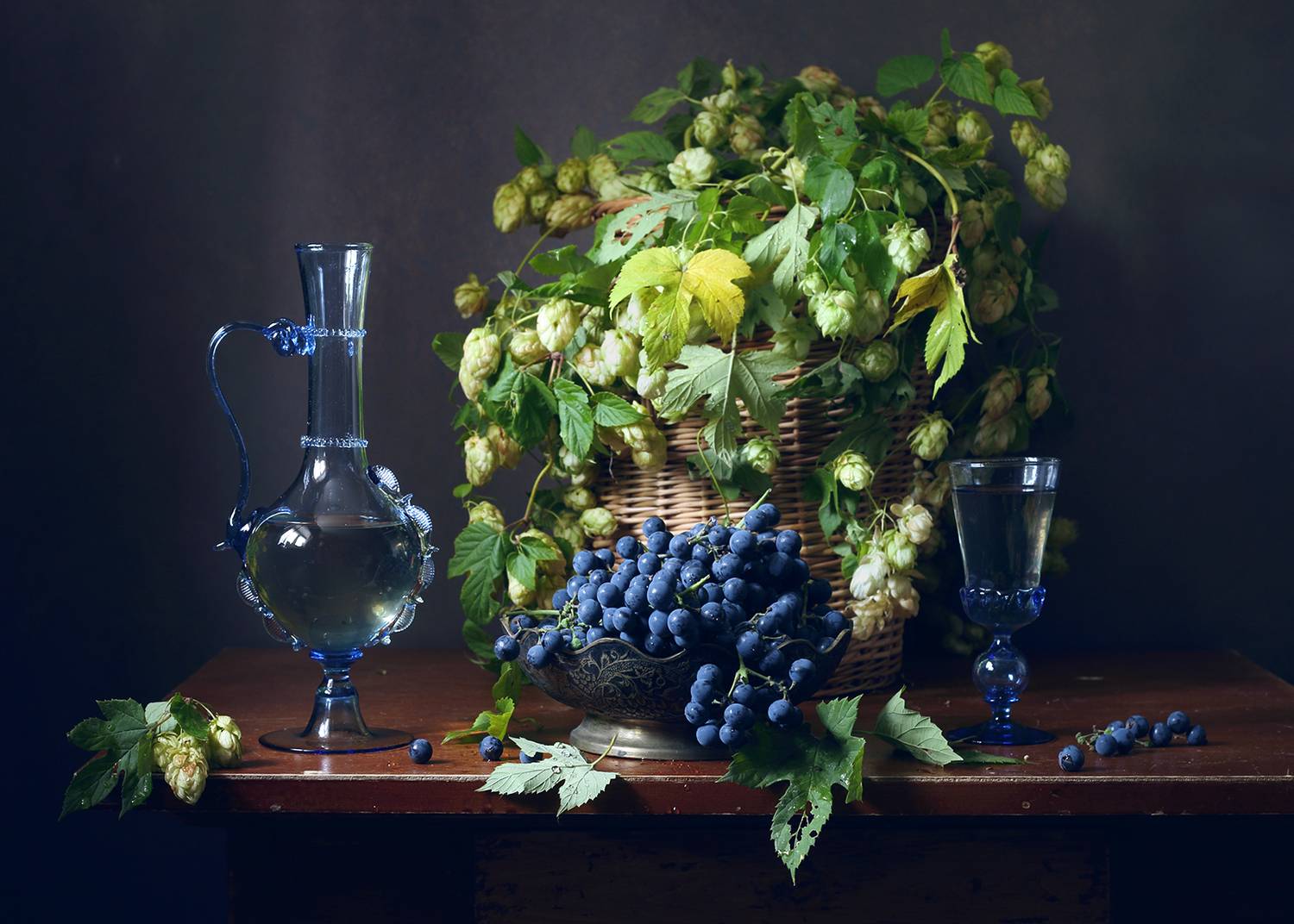 Хмель и виноград