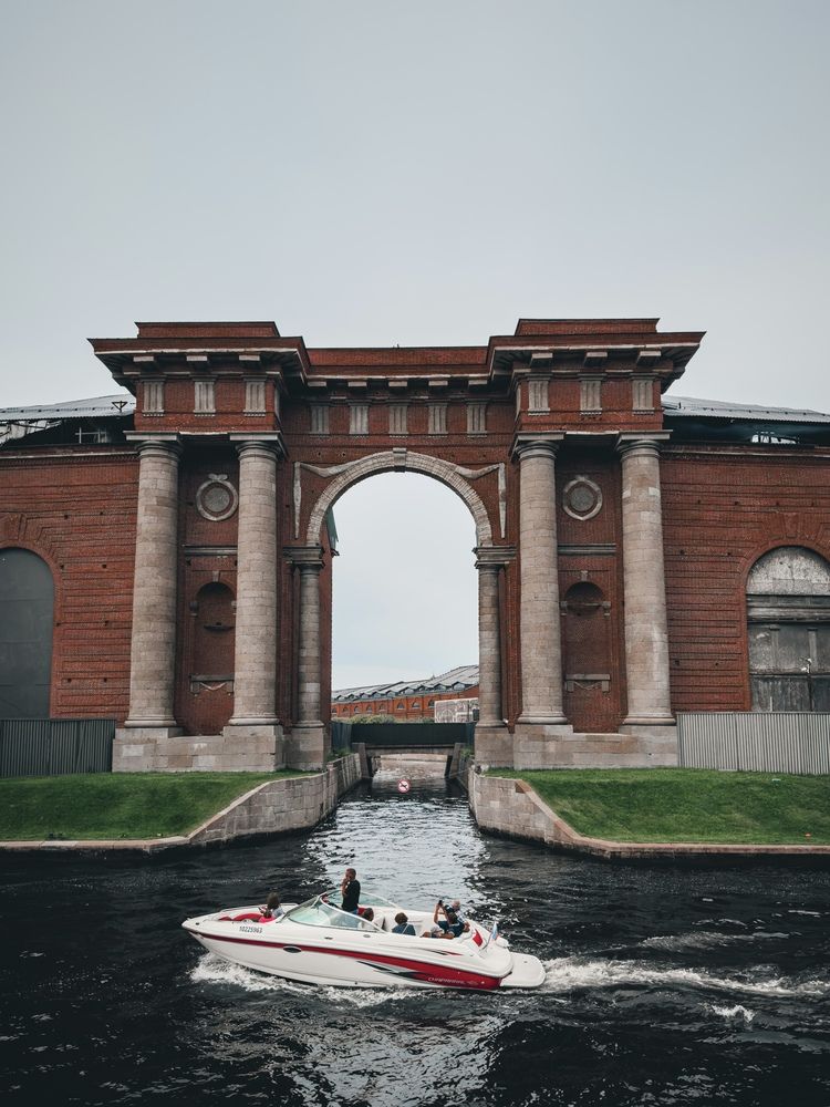 Photograph by Alexey Nuzha