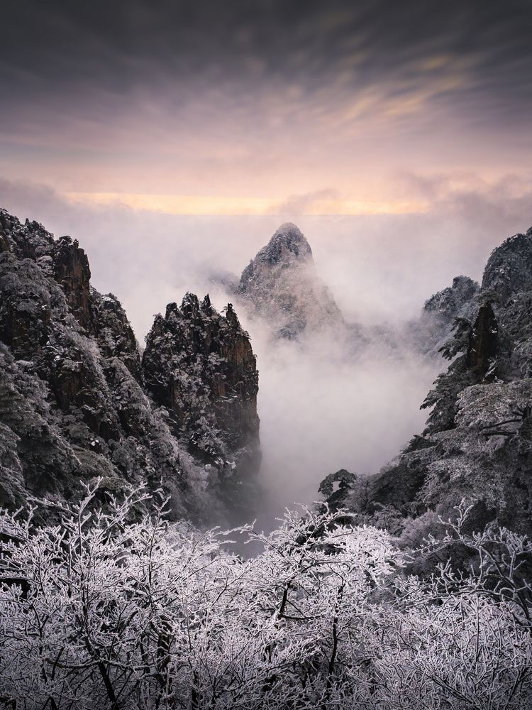 Dawn of the Mountain