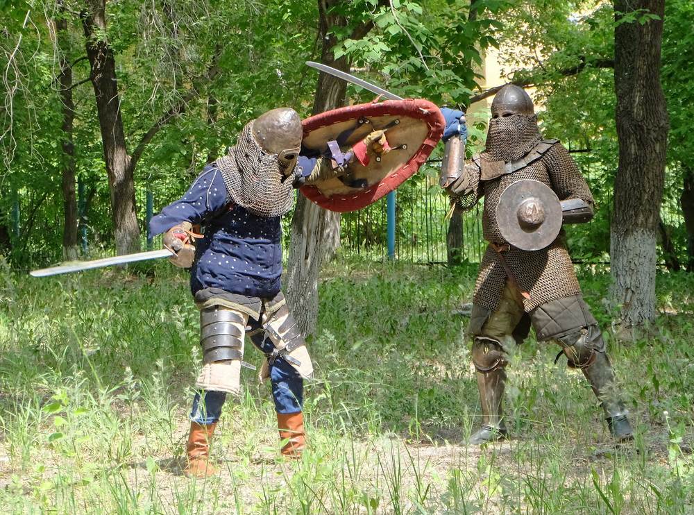 Распотешились молодцы.