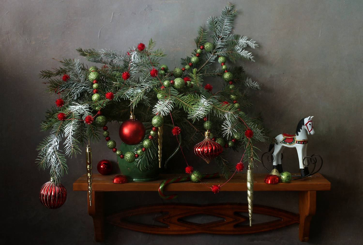 Новогодняя полочка