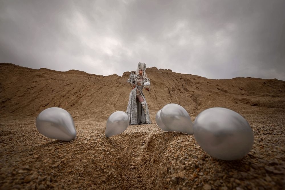 Photograph by Alexandre Dpari