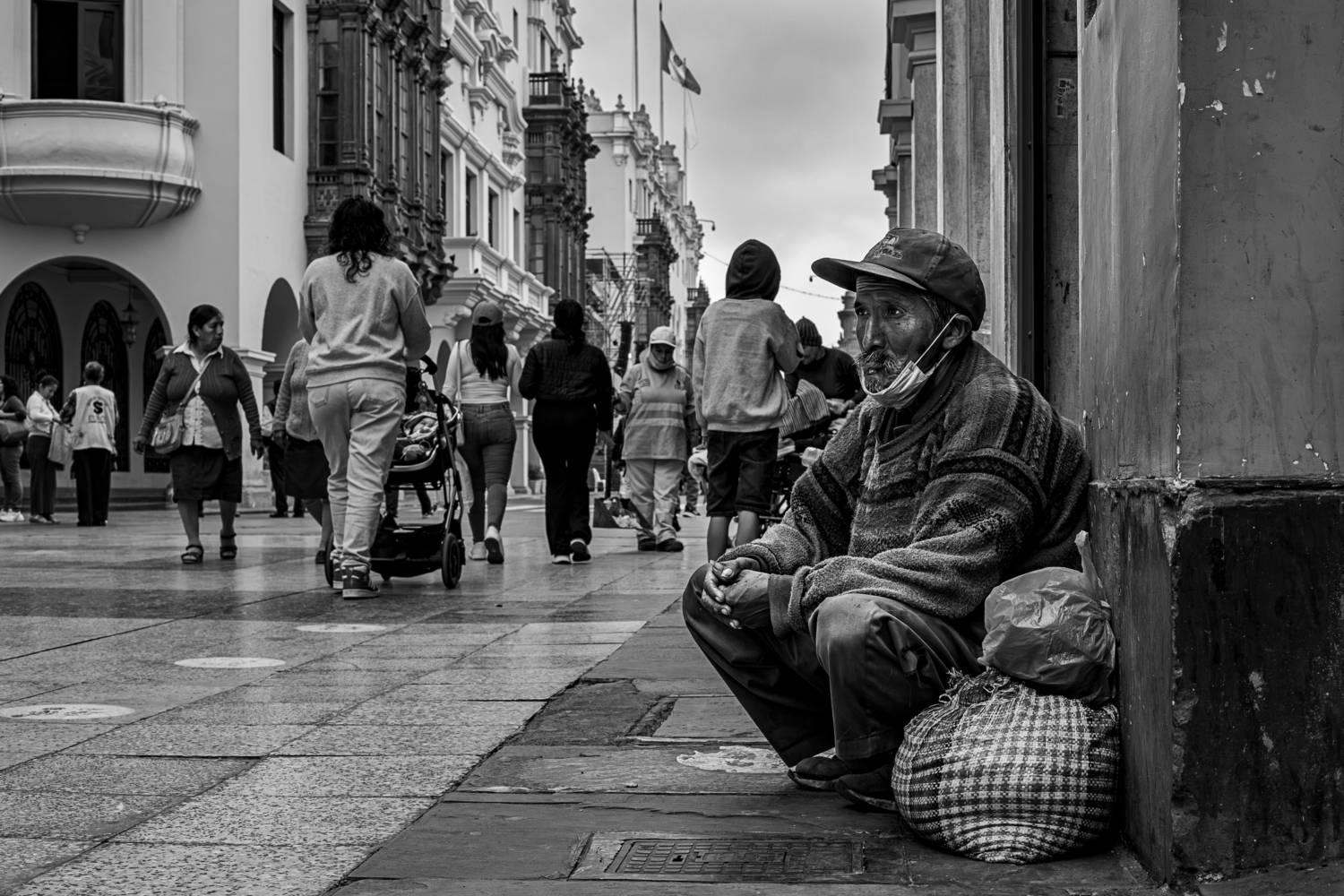En busca de trabajo en el centro de Lima En busca de trabajo en el centro de Lima