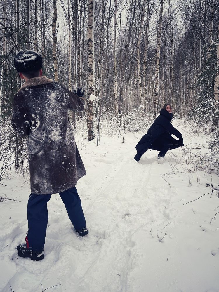 Игра в снежки