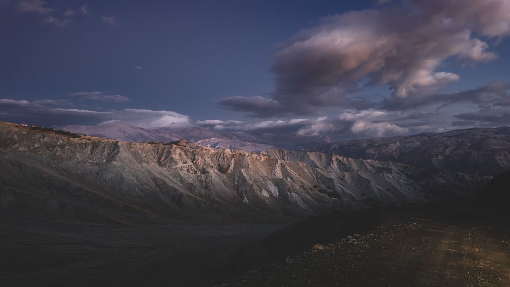 Veins of the Earth