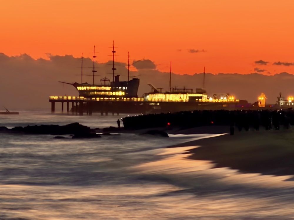 Photograph by kyawthuwai kyawthuwai