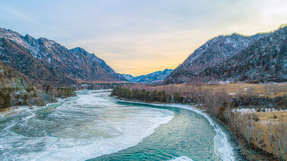 Зимняя бирюза Катуни