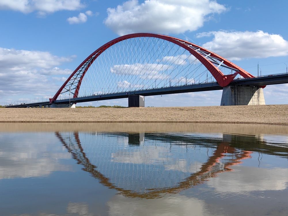 Красный мост