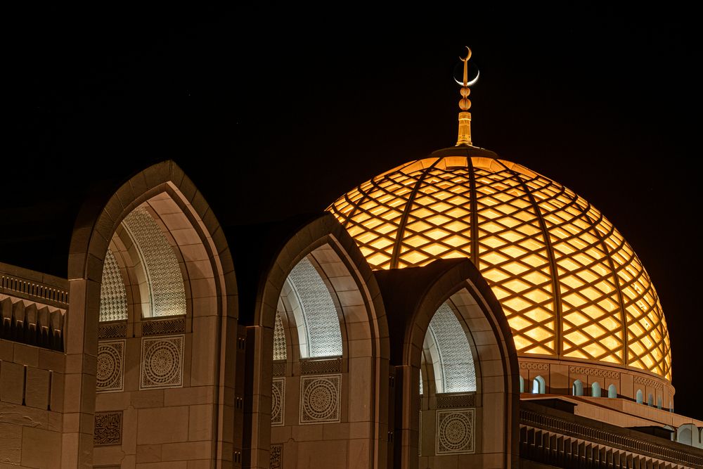 Sultan Qaboos Grand Mosque