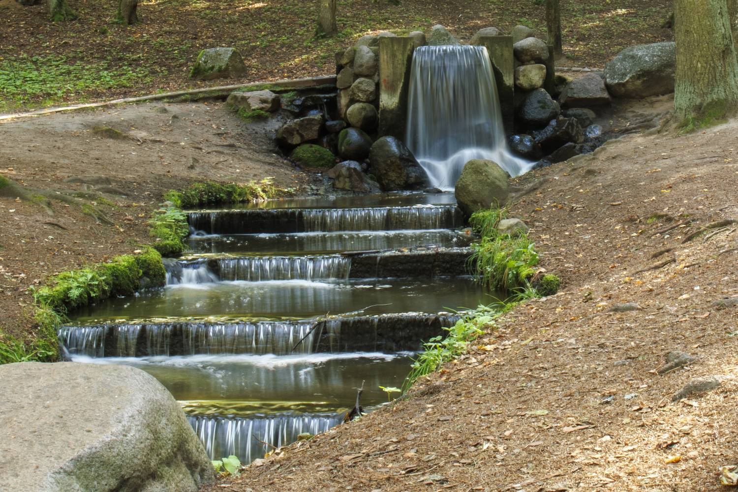 Река со ступеньками